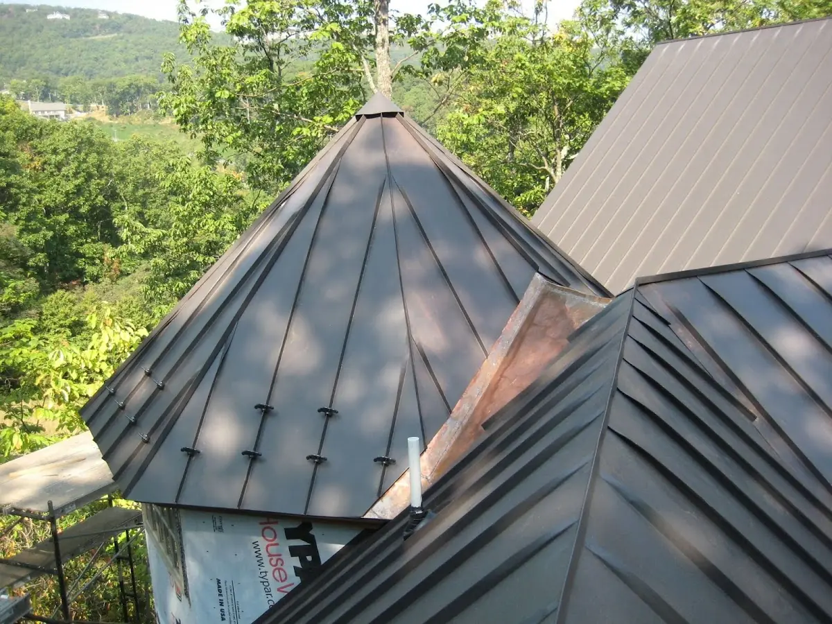 Professional Roof Tarp Installation by Craftsman Roofing in Lott